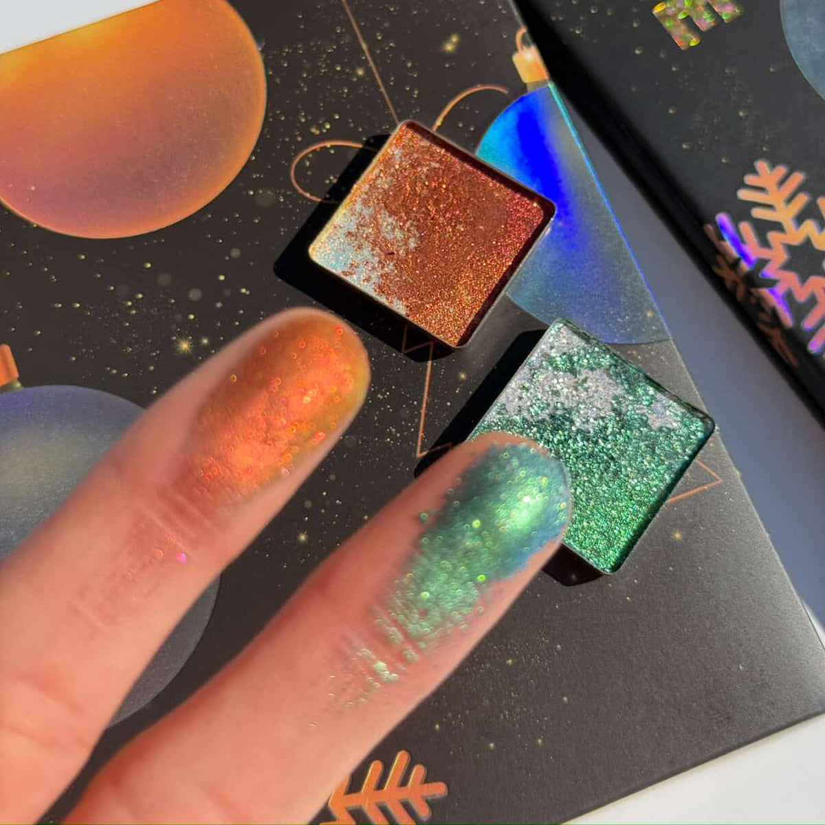 Festive Elegance Multichrome Split Pan Singles