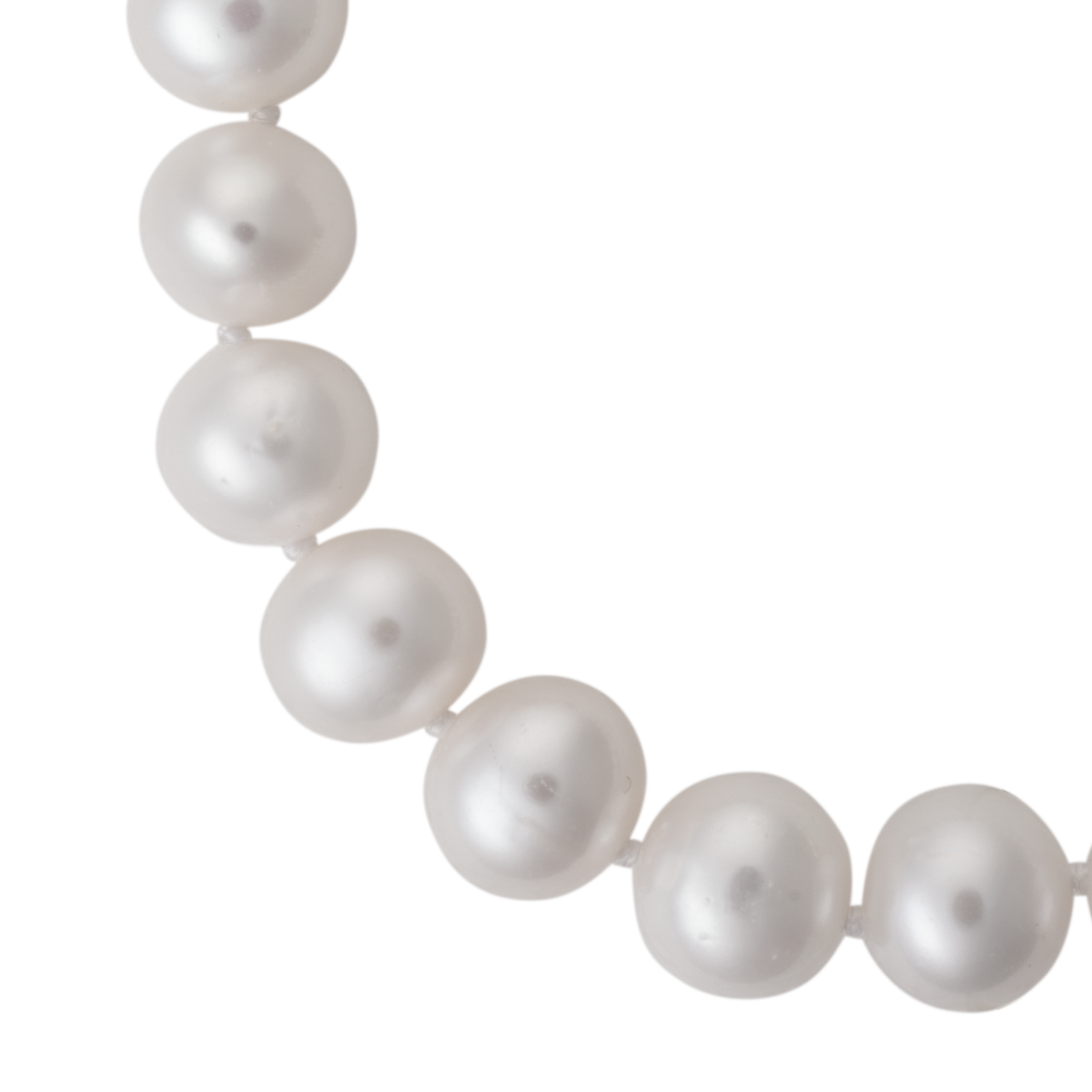 Delicate Pearl Bracelet with Crystal Clasp