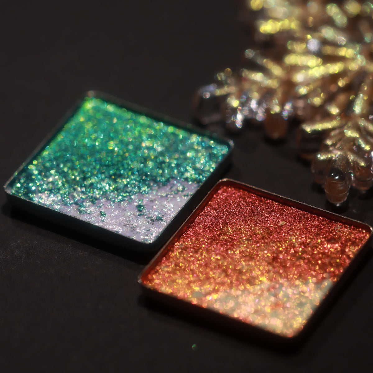 Festive Elegance Multichrome Split Pan Singles