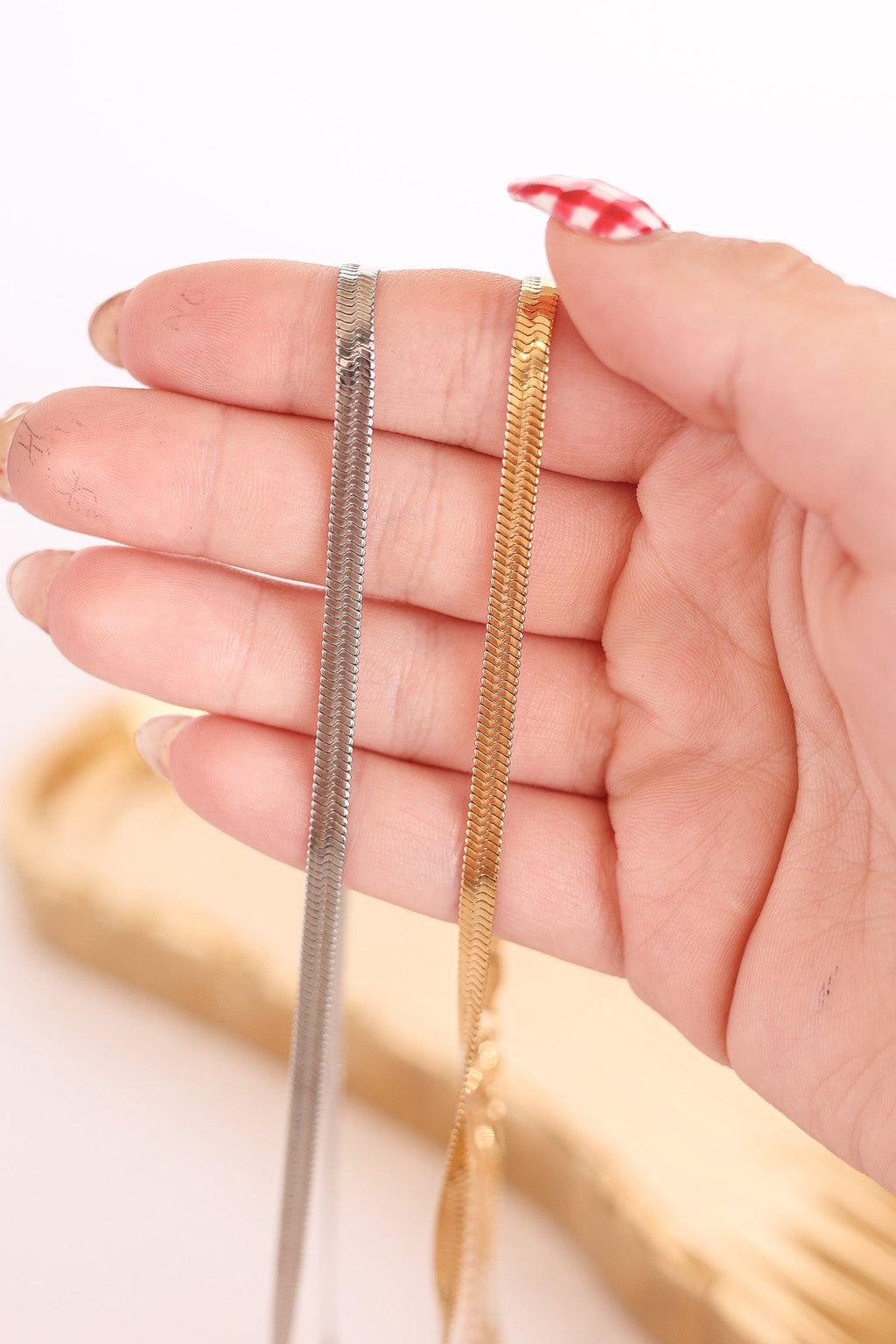 Athens Herringbone Necklace