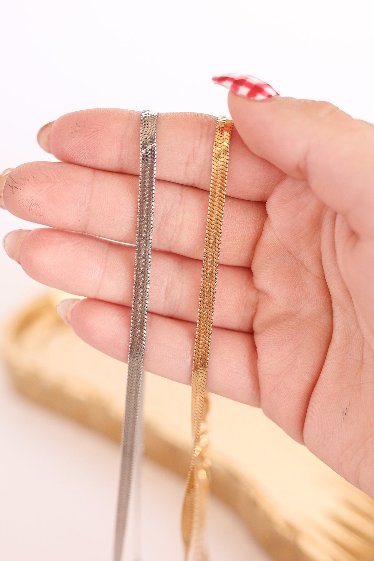 Athens Herringbone Necklace