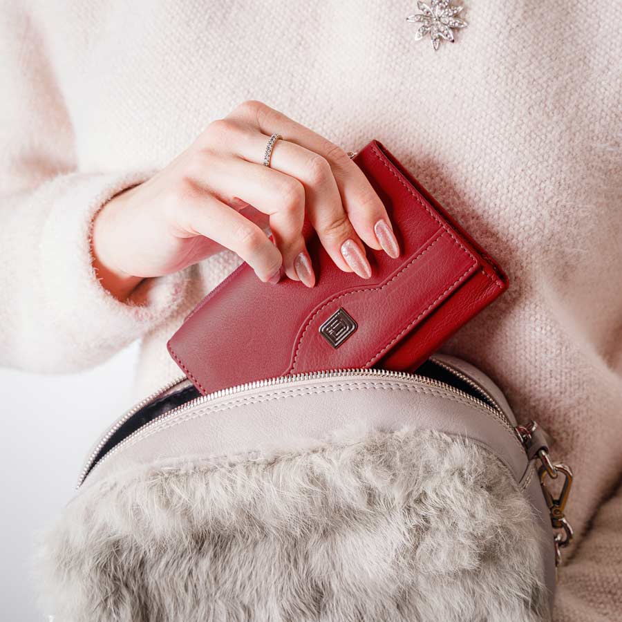 Women's Leather Trifold Wallet